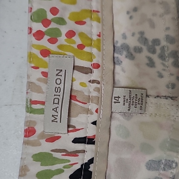 Madison Multicolor Abstract Polka-dot Cropped Pants size 14 - Picture 3 of 8